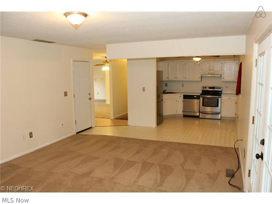 13551 Olde Orchard Road Strongsville, OH 44136 - Photo 3 of 7 Gallery Image 3