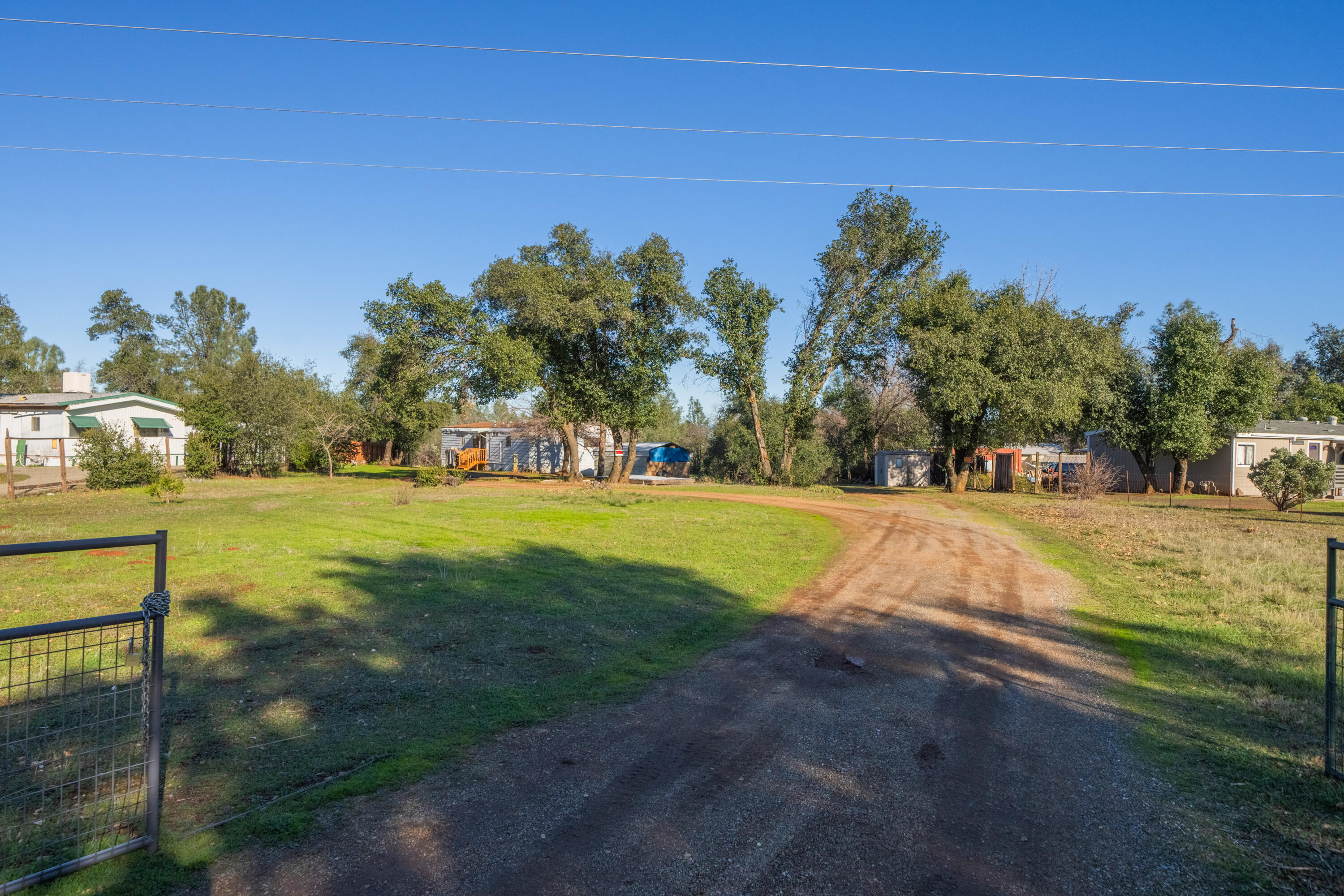 18240 View Point Drive Anderson, CA 96007 - Photo 1 of 47 IMG-01