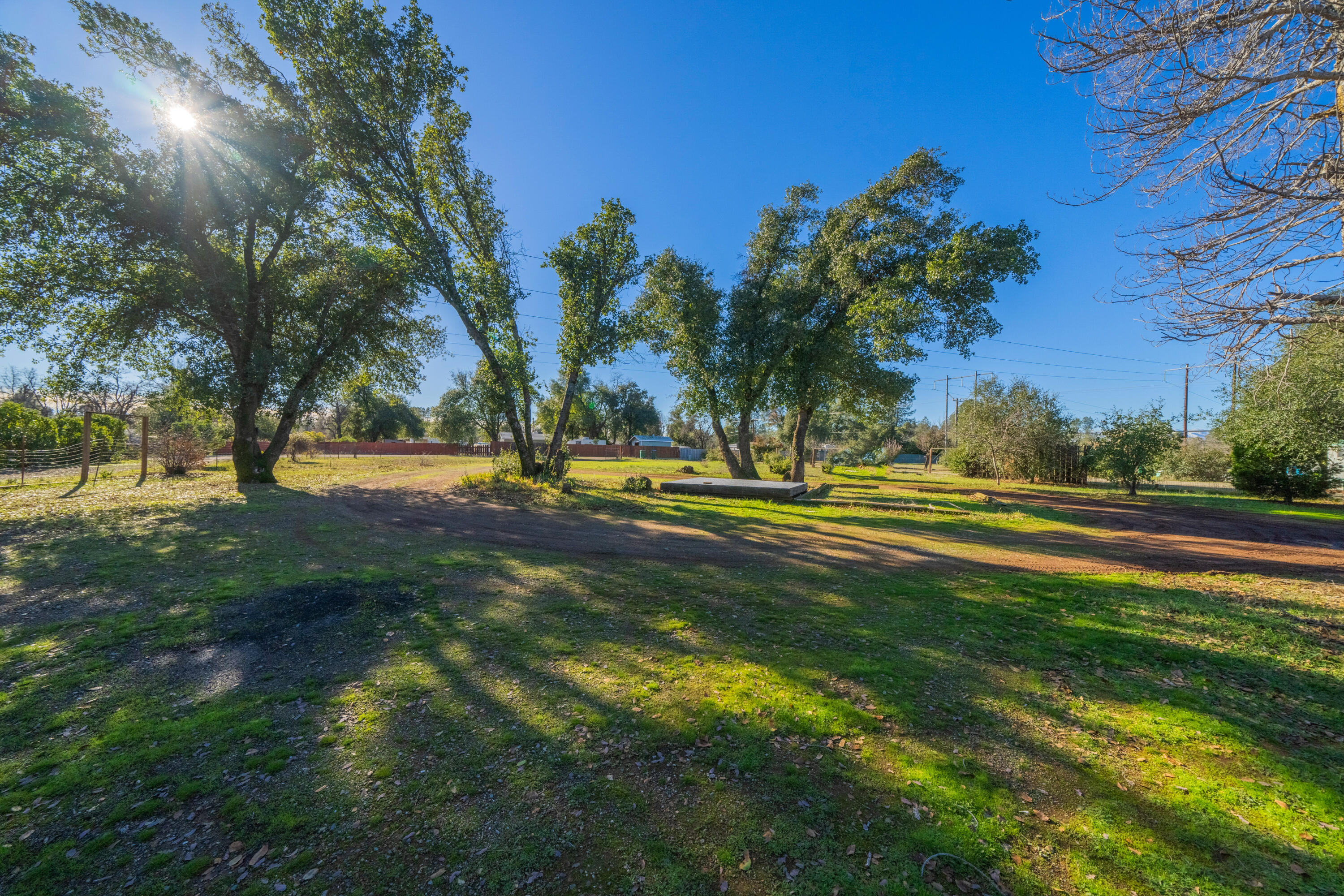 18240 View Point Drive Anderson, CA 96007 - Photo 5 of 47 IMG-05