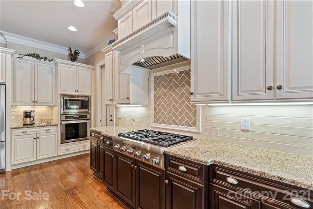 15715 June Washam Road Davidson, NC 28036 - Photo 14 of 45 Gallery Image 14