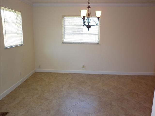 5371 Madison Road Delray Beach, FL 33484 - Photo 3 of 14 Dining Room