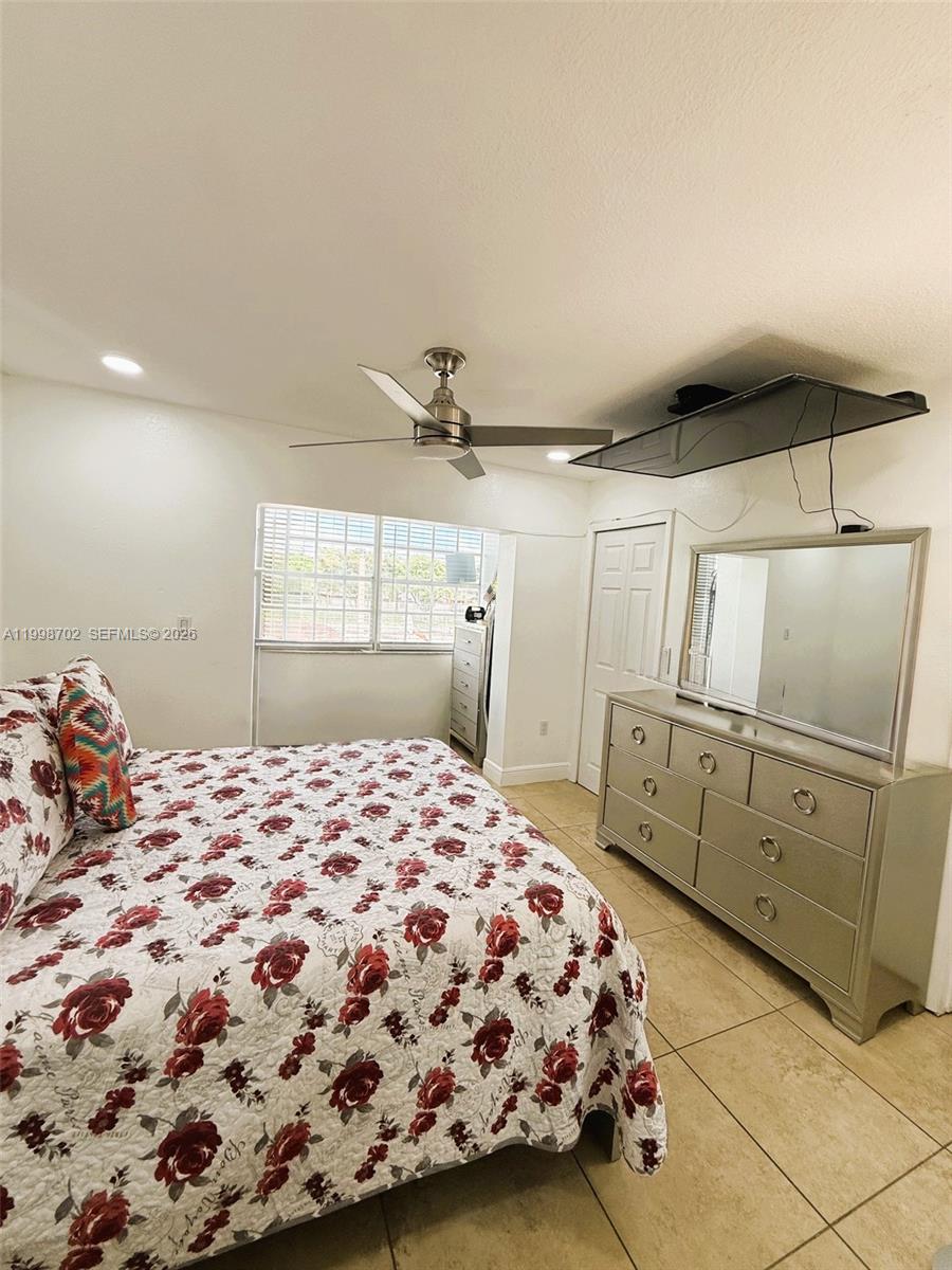6217 Southwest 128th Place Miami, FL 33183 - Photo 31 of 47