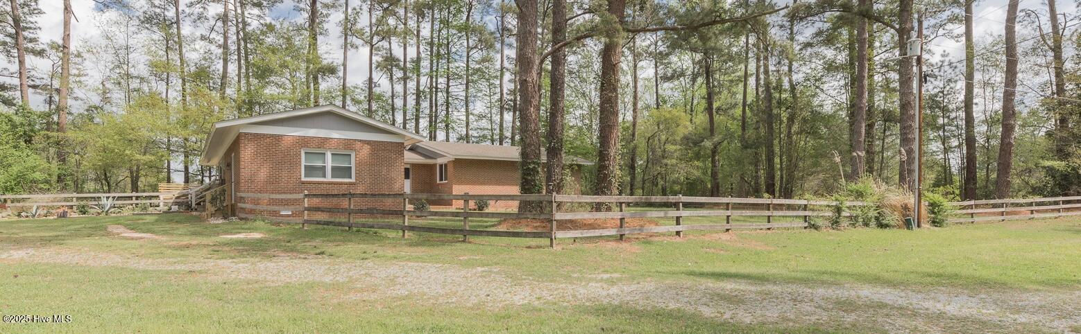 191 Sunset Road Wallace, NC 28466 - Photo 2 of 25 5FRONT