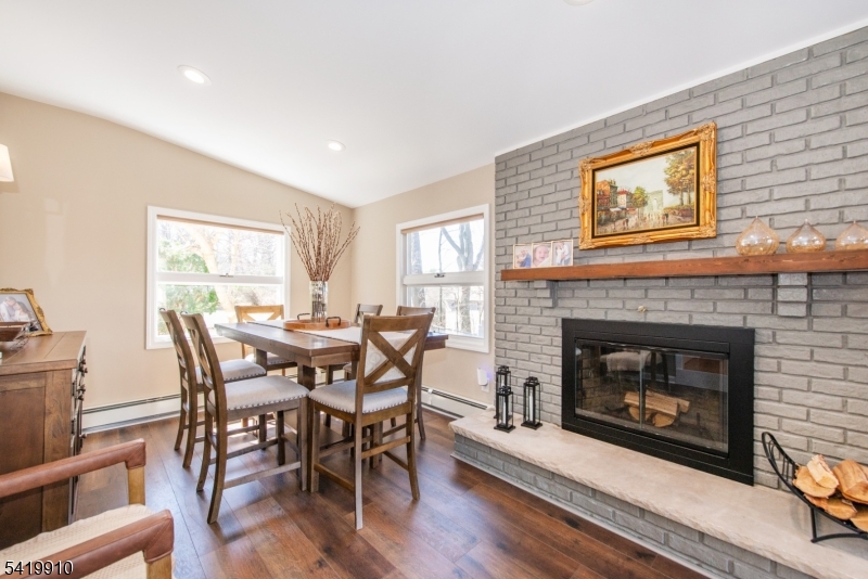 219 Linden Road Wayne, NJ 07470 - Photo 12 of 32