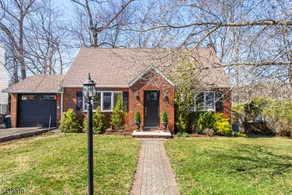 $675,000 | 219 Linden Road, Wayne, NJ 07470