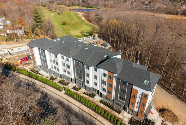 $929,000 | 5 Valley Way, Unit 120, Spring Valley, NY 10977