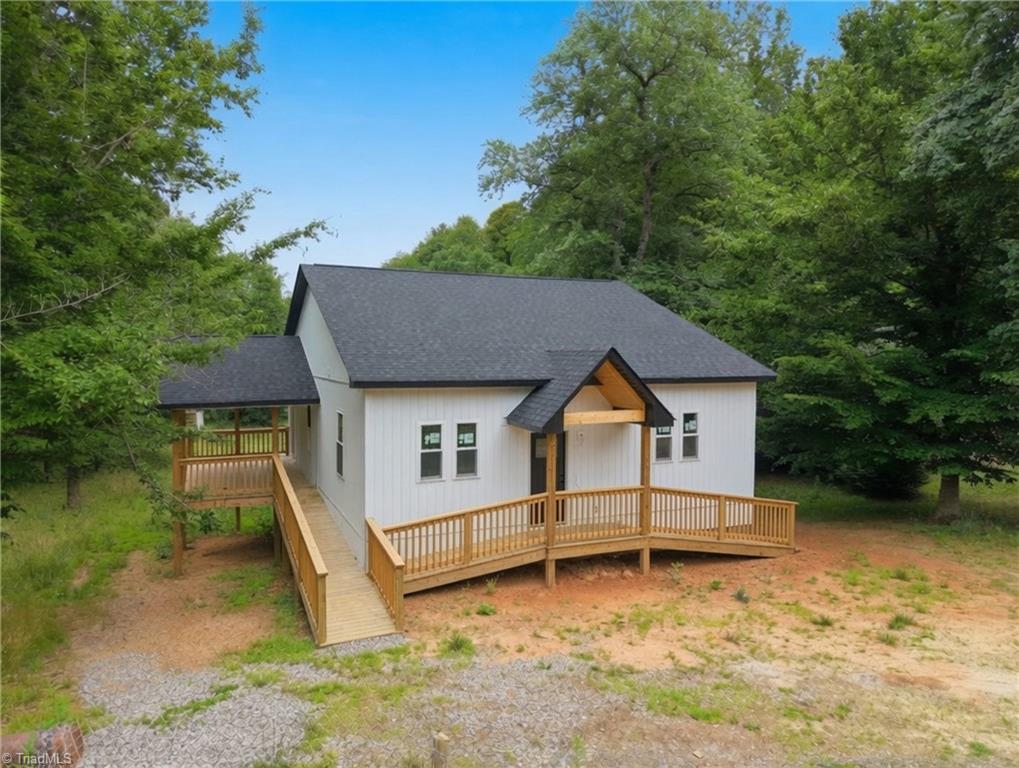 625 Gunters Hill Road Boomer, NC 28606 - Photo 2 of 37
