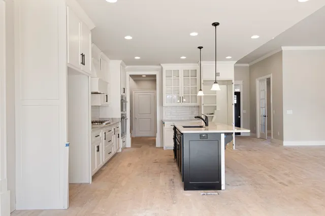 $999,900 | 4115 Affiant Way, Culleoka, TN 38451