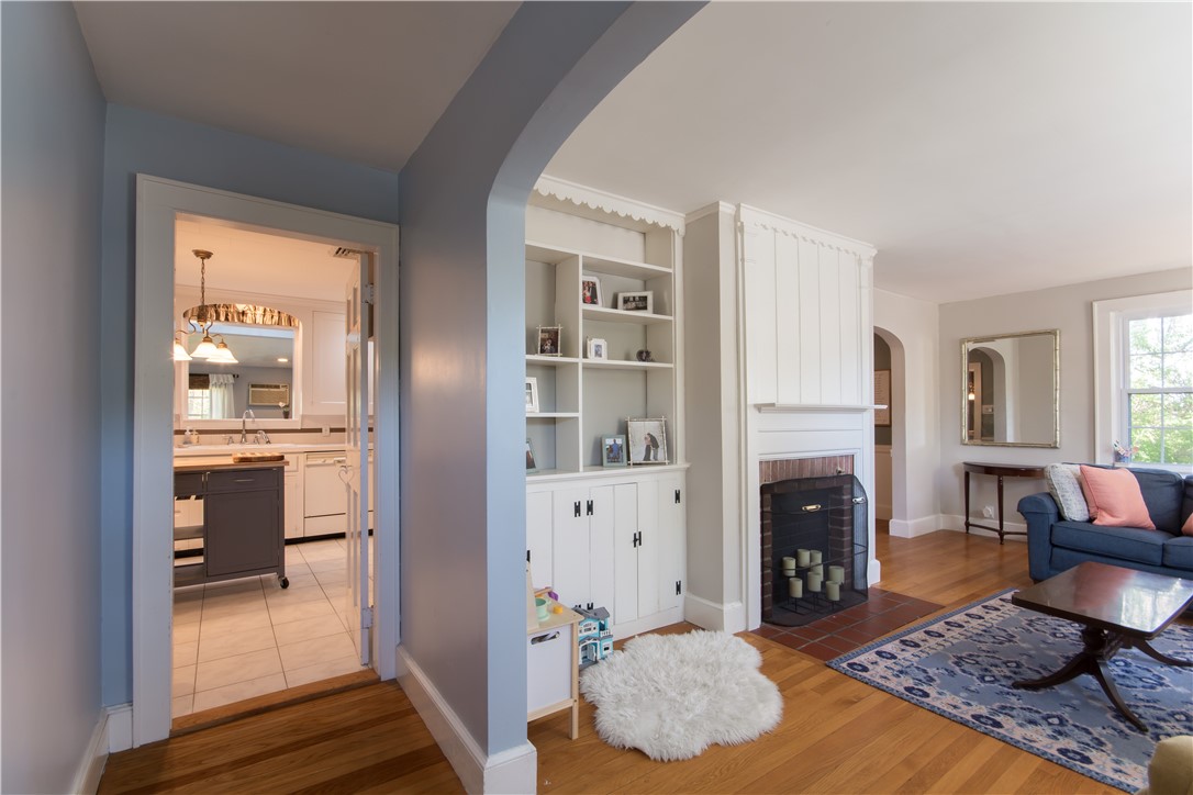 55 Hopkins Hill Road Coventry, RI 02816 - Photo 4 of 33 Gallery Image 4