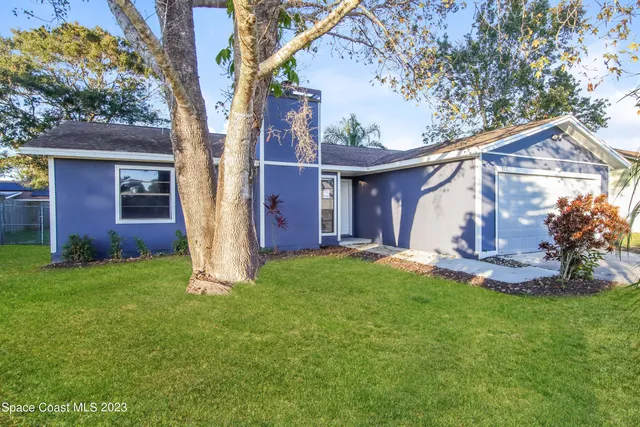 $2,025 | 977 Beacon Street Northwest, Palm Bay, FL 32907