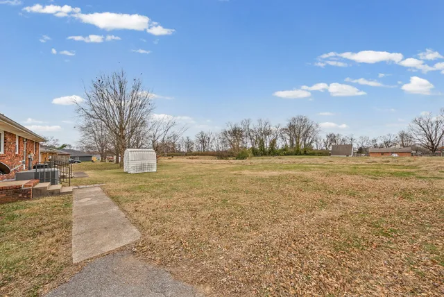 $900 | 109 Holley Drive, Unit A, Hopkinsville, KY 42240