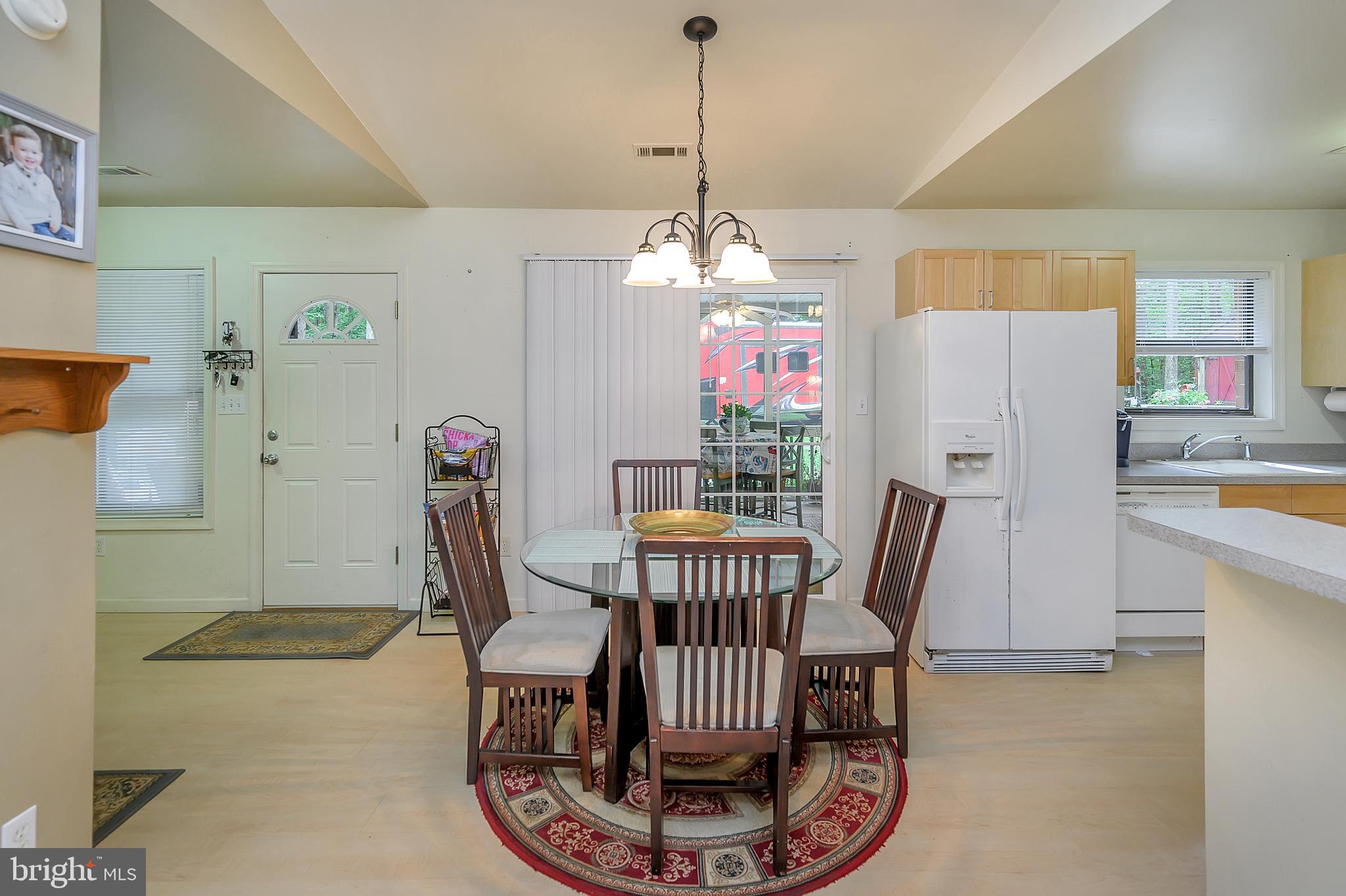 3603 Burton Road Bumpass, VA 23024 - Photo 10 of 44 Eat in Kitchen