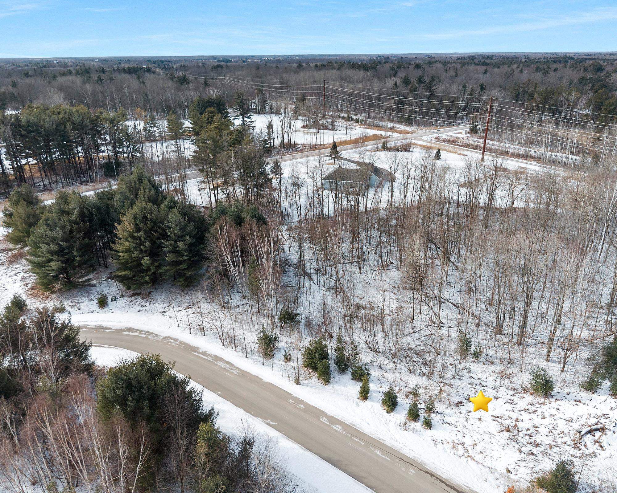 Alpha Lane, Unit 5 Abrams, WI 54101 - Photo 3 of 6