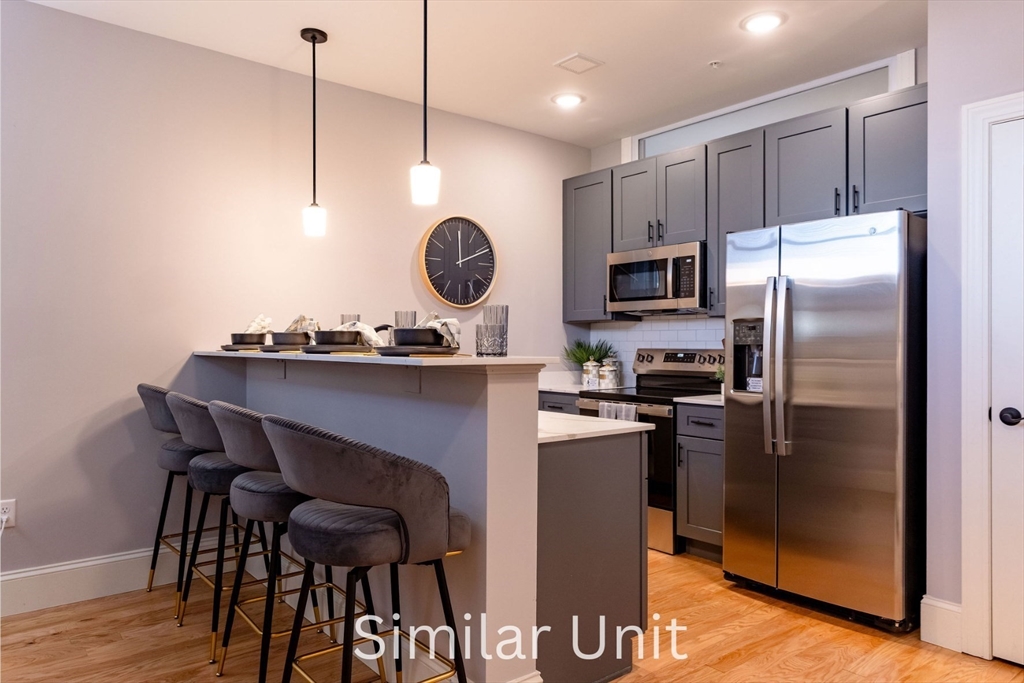 302 Canal Street, Unit 707 Lawrence, MA 01840 - Photo 2 of 12