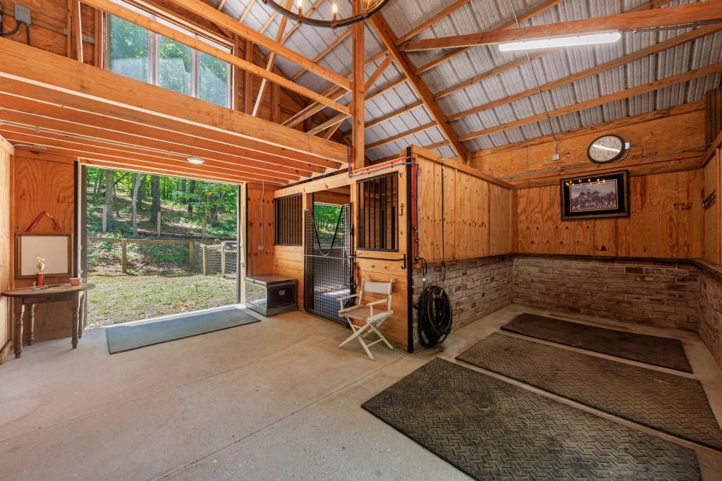 950 Jones Road Roswell, GA 30075 - Photo 32 of 62