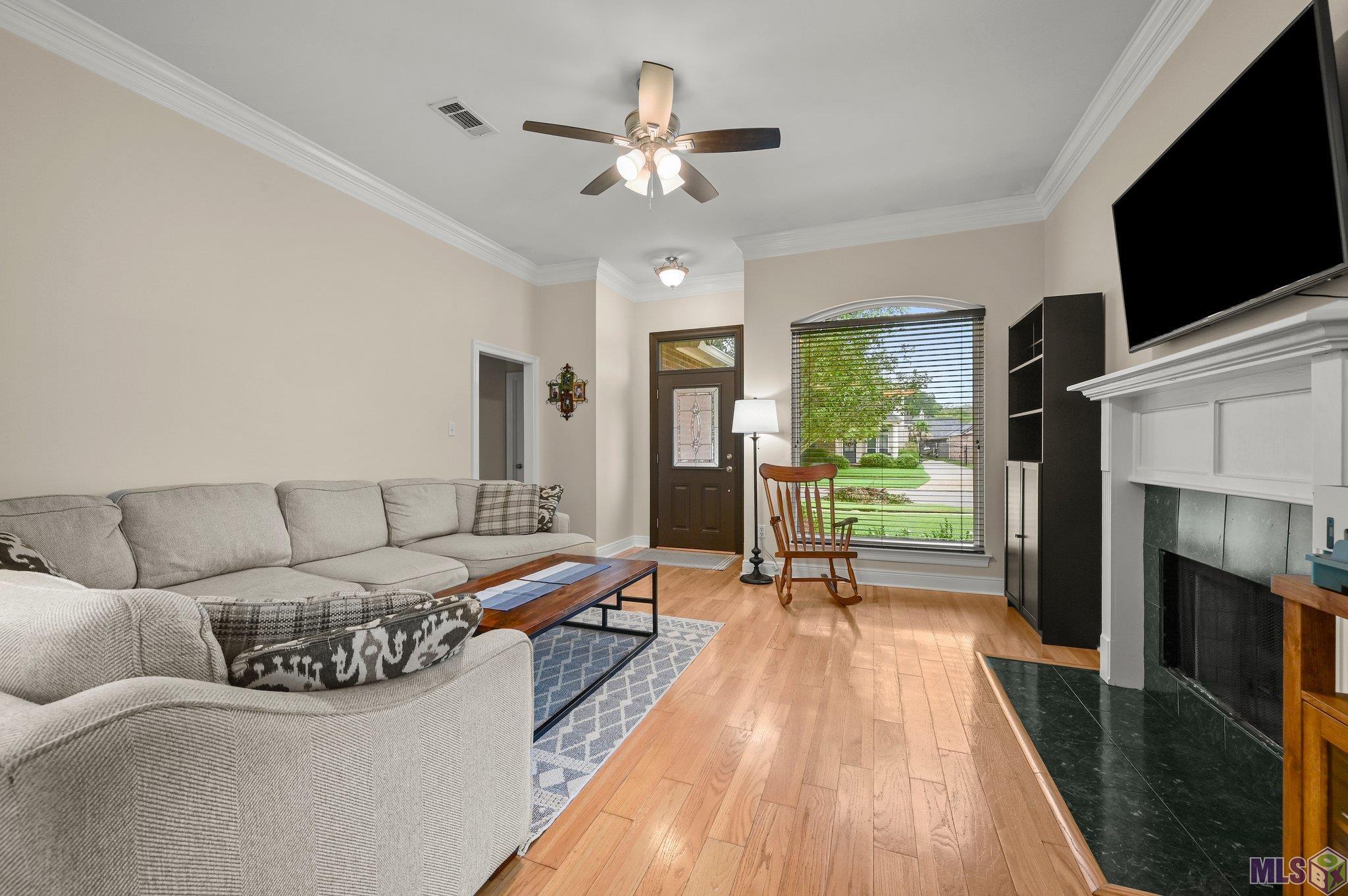 10310 Springwind Court Baton Rouge, LA 70810 - Photo 4 of 21
