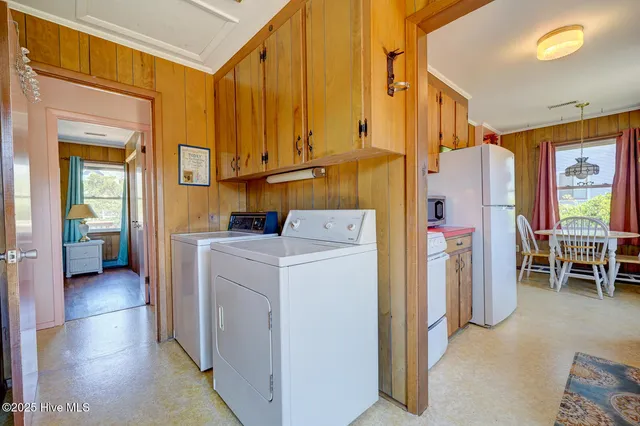 $659,000 | 203 Empie Avenue, Topsail Beach, NC 28445