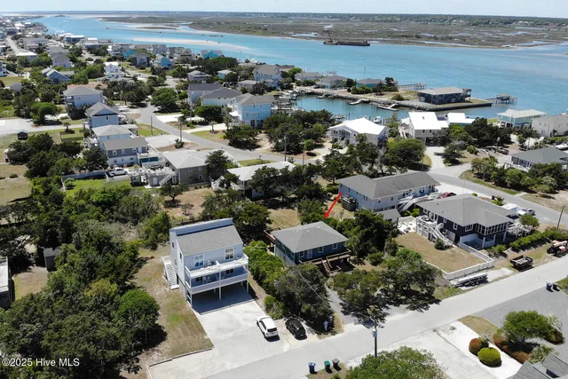 $659,000 | 203 Empie Avenue, Topsail Beach, NC 28445