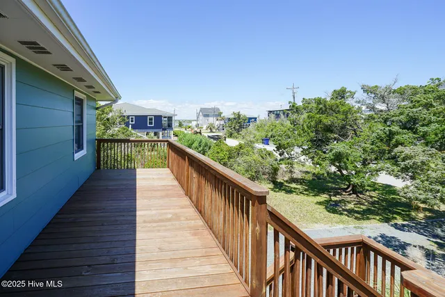 $659,000 | 203 Empie Avenue, Topsail Beach, NC 28445