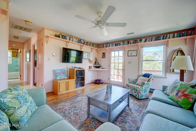 $659,000 | 203 Empie Avenue, Topsail Beach, NC 28445