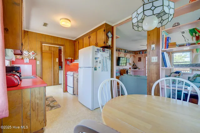 $659,000 | 203 Empie Avenue, Topsail Beach, NC 28445