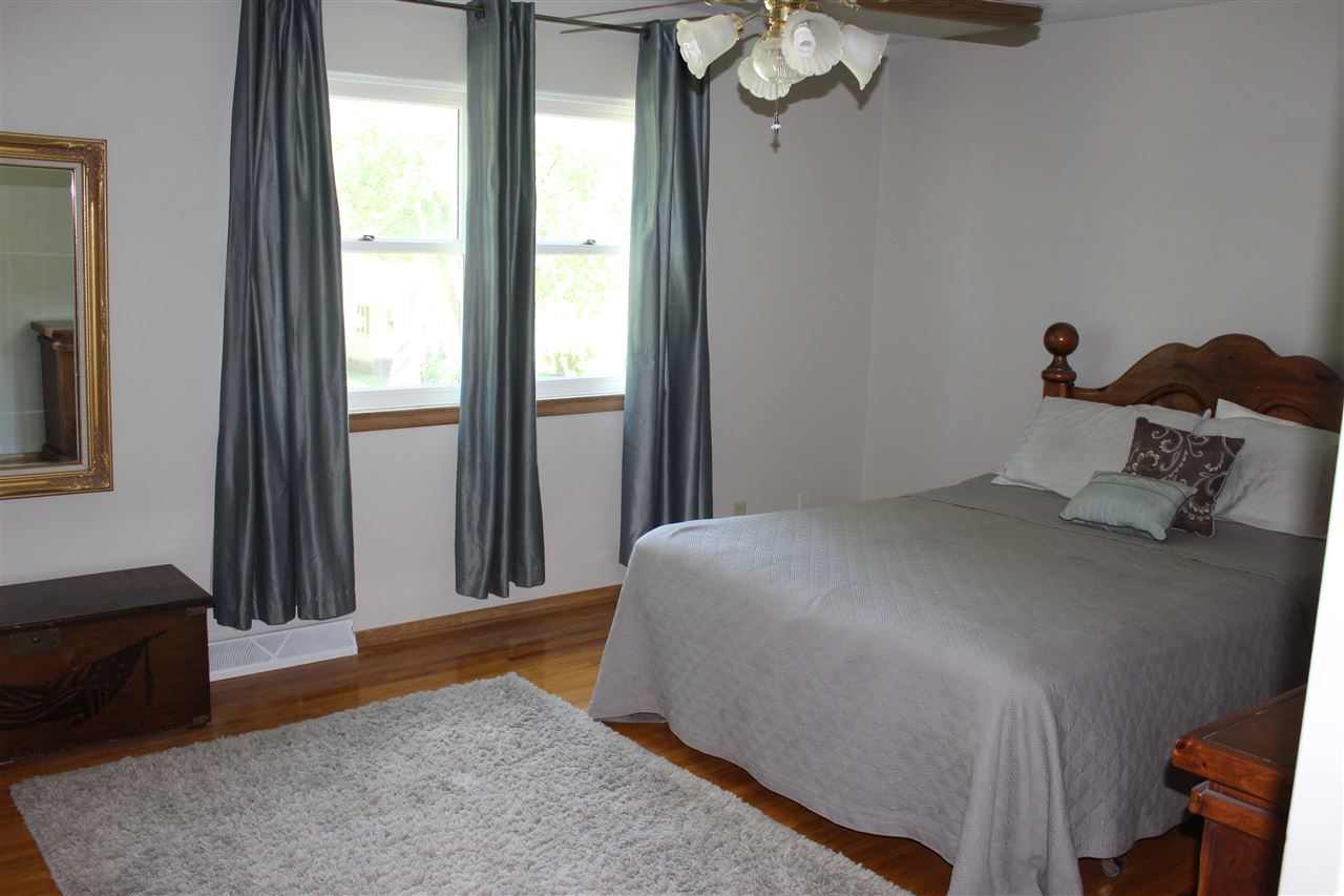 2748 Barton Avenue Waterloo, IA 50702 - Photo 17 of 20 Gallery Image 17