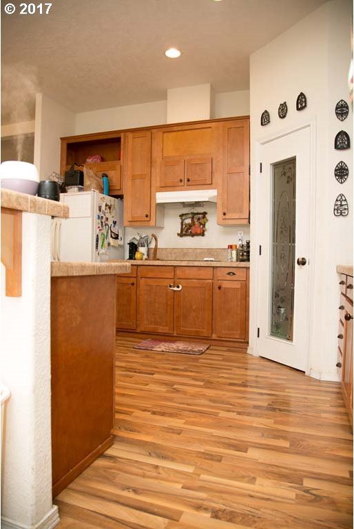 79294 Dufur Valley Road Dufur, OR 97021 - Photo 11 of 32 Gallery Image 11