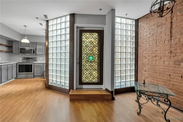 $255,000 | 233 Richmond Avenue, Unit 3, Buffalo, NY 14222