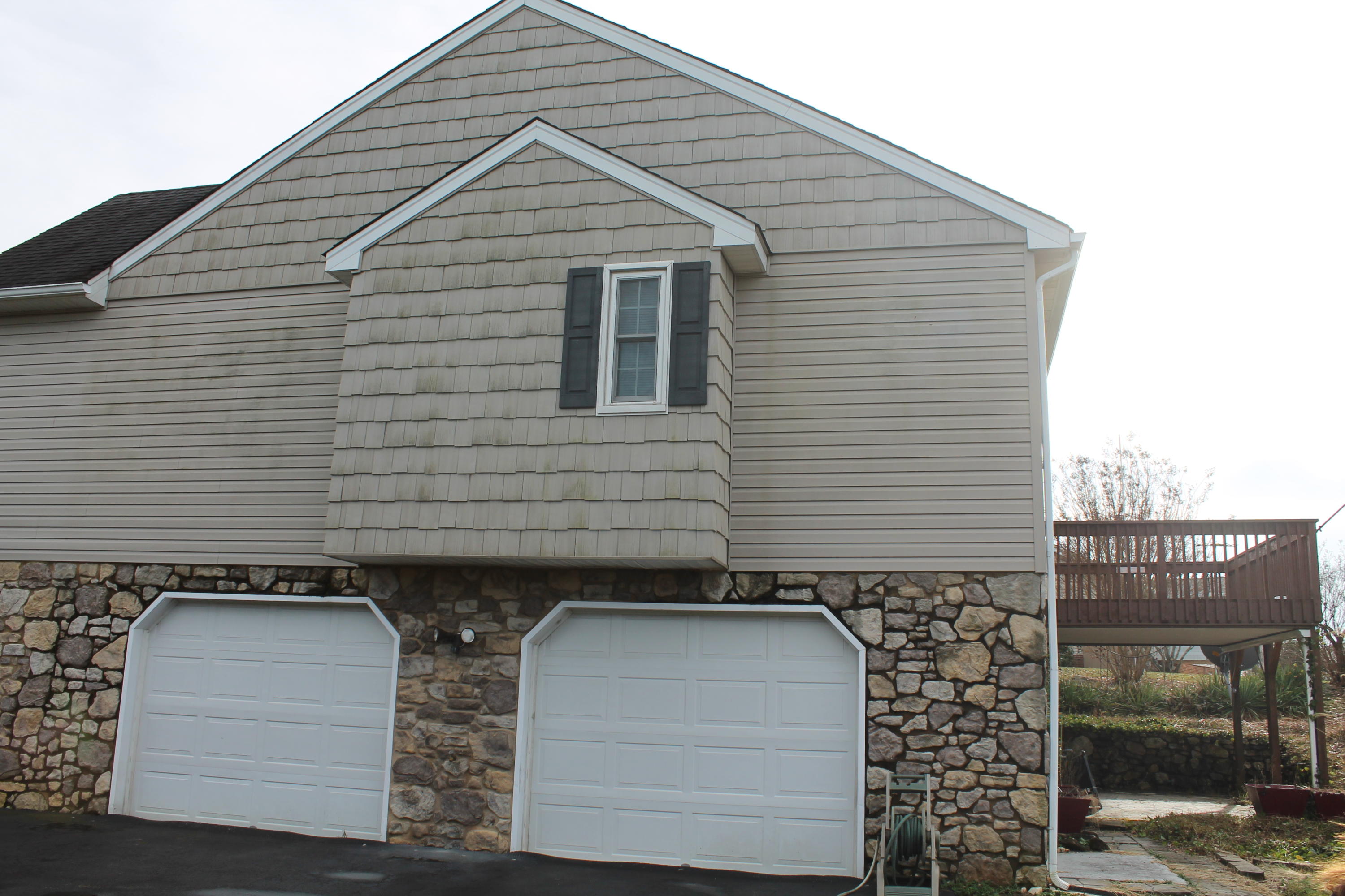 101 Aftons Meadow Road Vinton, VA 24179 - Photo 13 of 55 a front view of a house