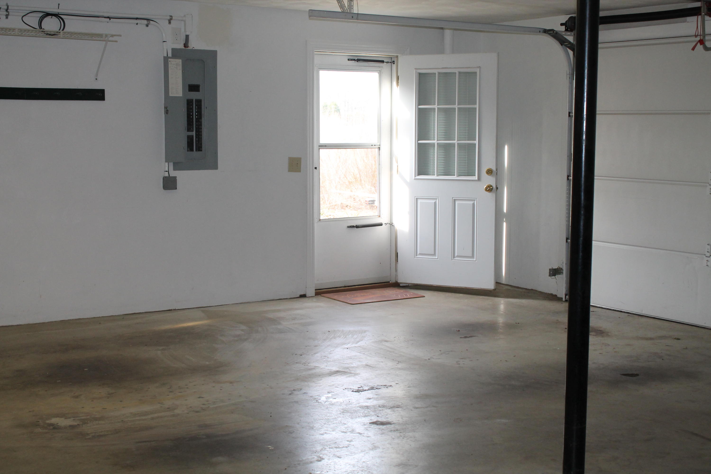 101 Aftons Meadow Road Vinton, VA 24179 - Photo 53 of 55 a view of empty room with wooden floor and fan