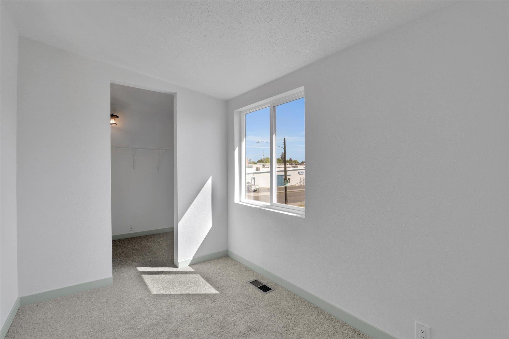 1801 West Sharp Avenue Spokane, WA 99201 - Photo 27 of 39