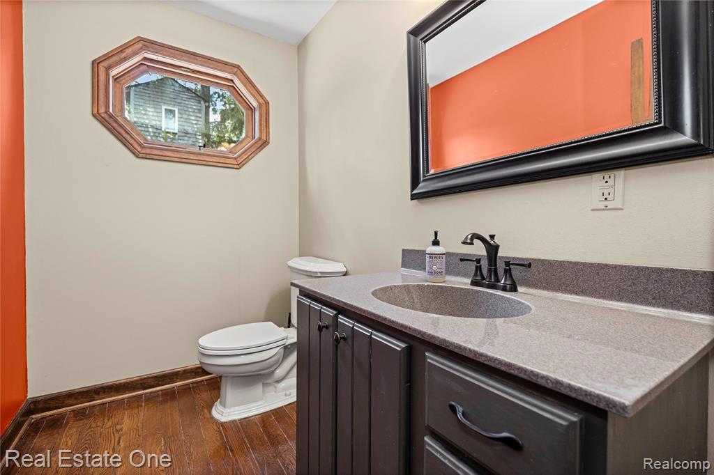 25740 Farmbrook Road Southfield, MI 48034 - Photo 24 of 64 Gallery Image 24