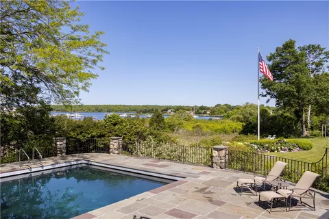 $5,950,000 | 121 Avondale Road, Westerly, RI 02891