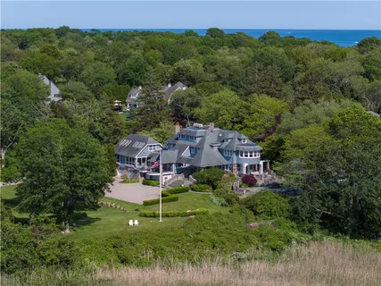$5,950,000 | 121 Avondale Road, Westerly, RI 02891