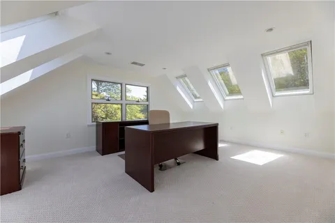 $5,950,000 | 121 Avondale Road, Westerly, RI 02891