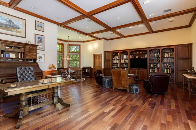 $5,950,000 | 121 Avondale Road, Westerly, RI 02891