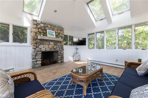 $5,950,000 | 121 Avondale Road, Westerly, RI 02891