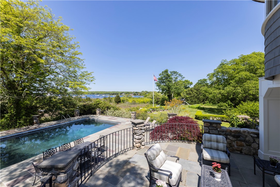 121 Avondale Road Westerly, RI 02891 - Photo 47 of 49