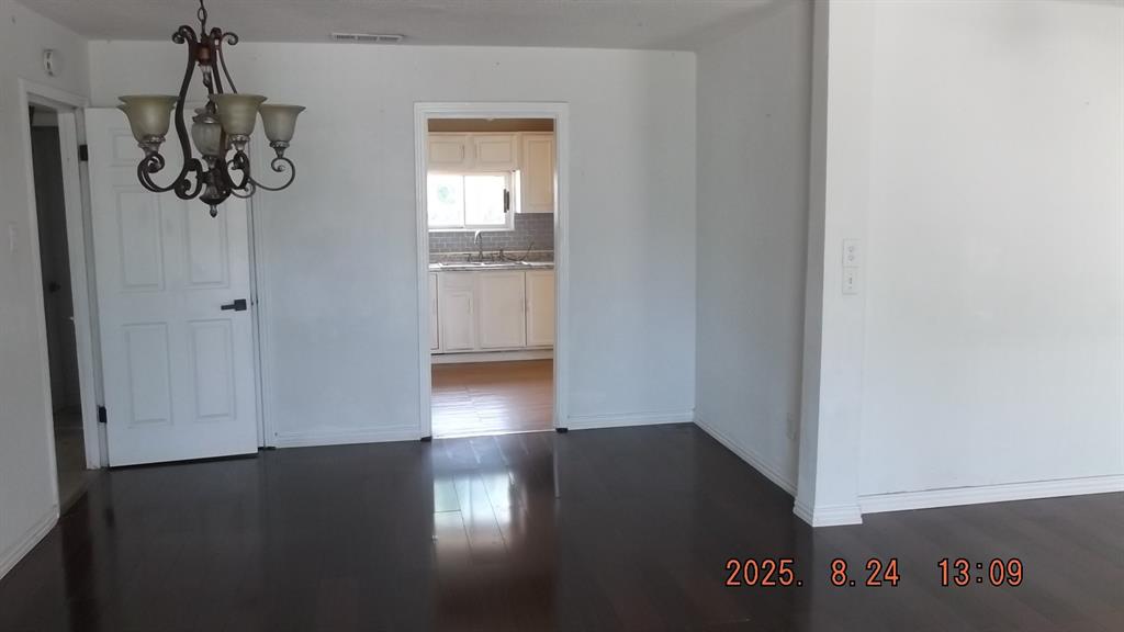 710 West Miller Road Garland, TX 75041 - Photo 5 of 10