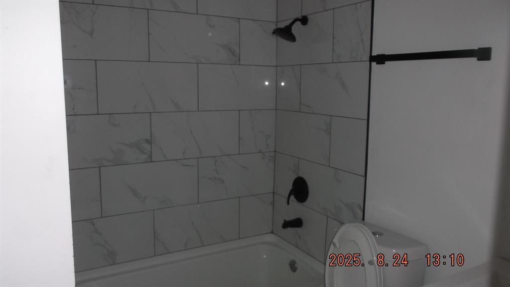 710 West Miller Road Garland, TX 75041 - Photo 6 of 10