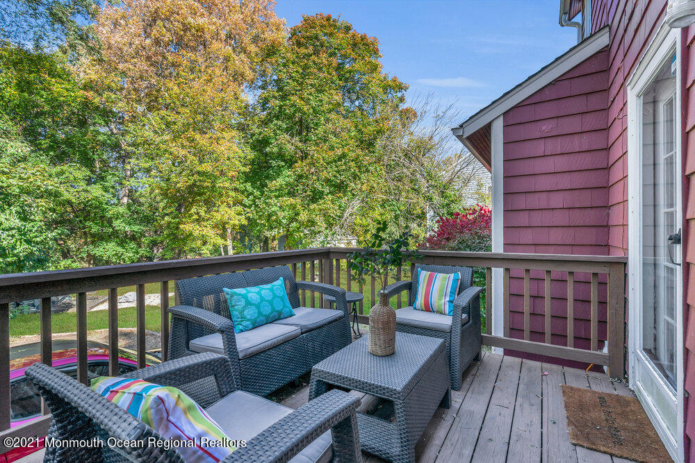 136 Chapel Hill Road Red Bank, NJ 07701 - Photo 7 of 29 030_dsc09752