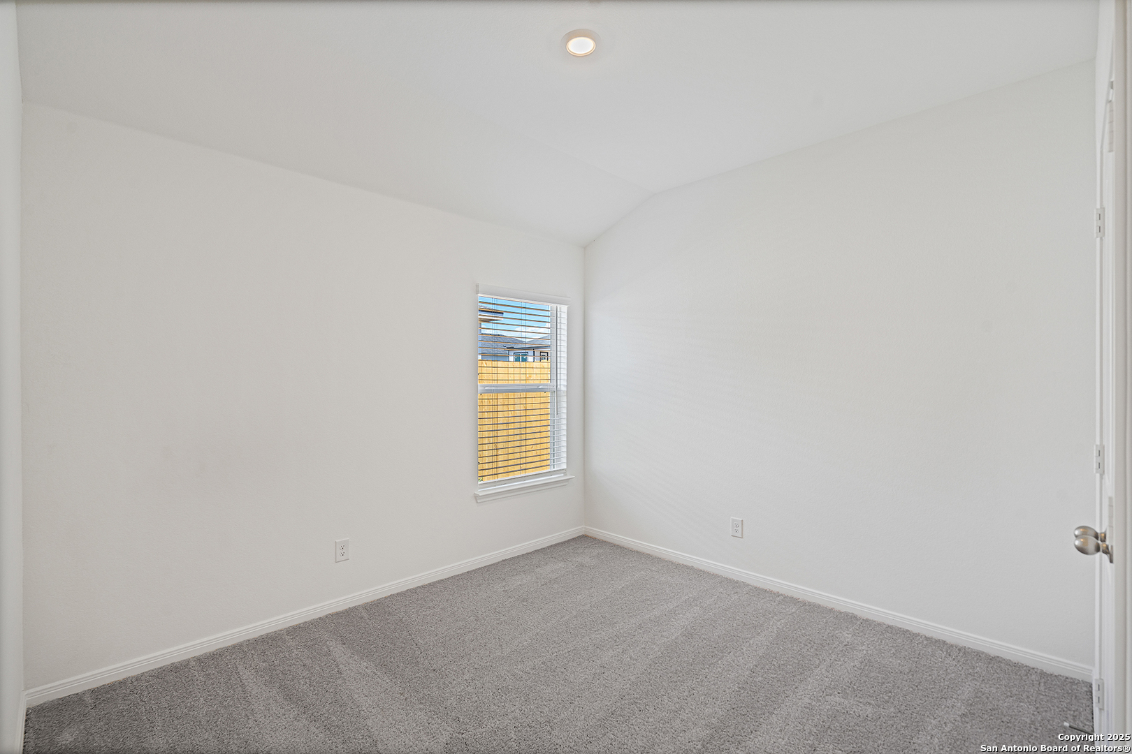 16140 Farmer Lytle, TX 78052 - Photo 18 of 31