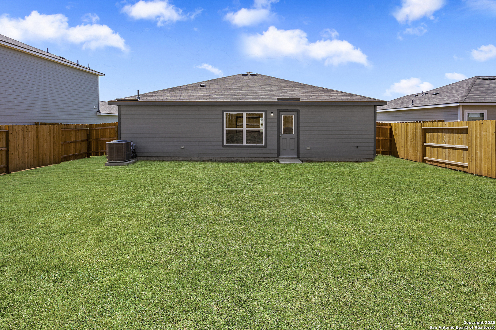 16140 Farmer Lytle, TX 78052 - Photo 2 of 31