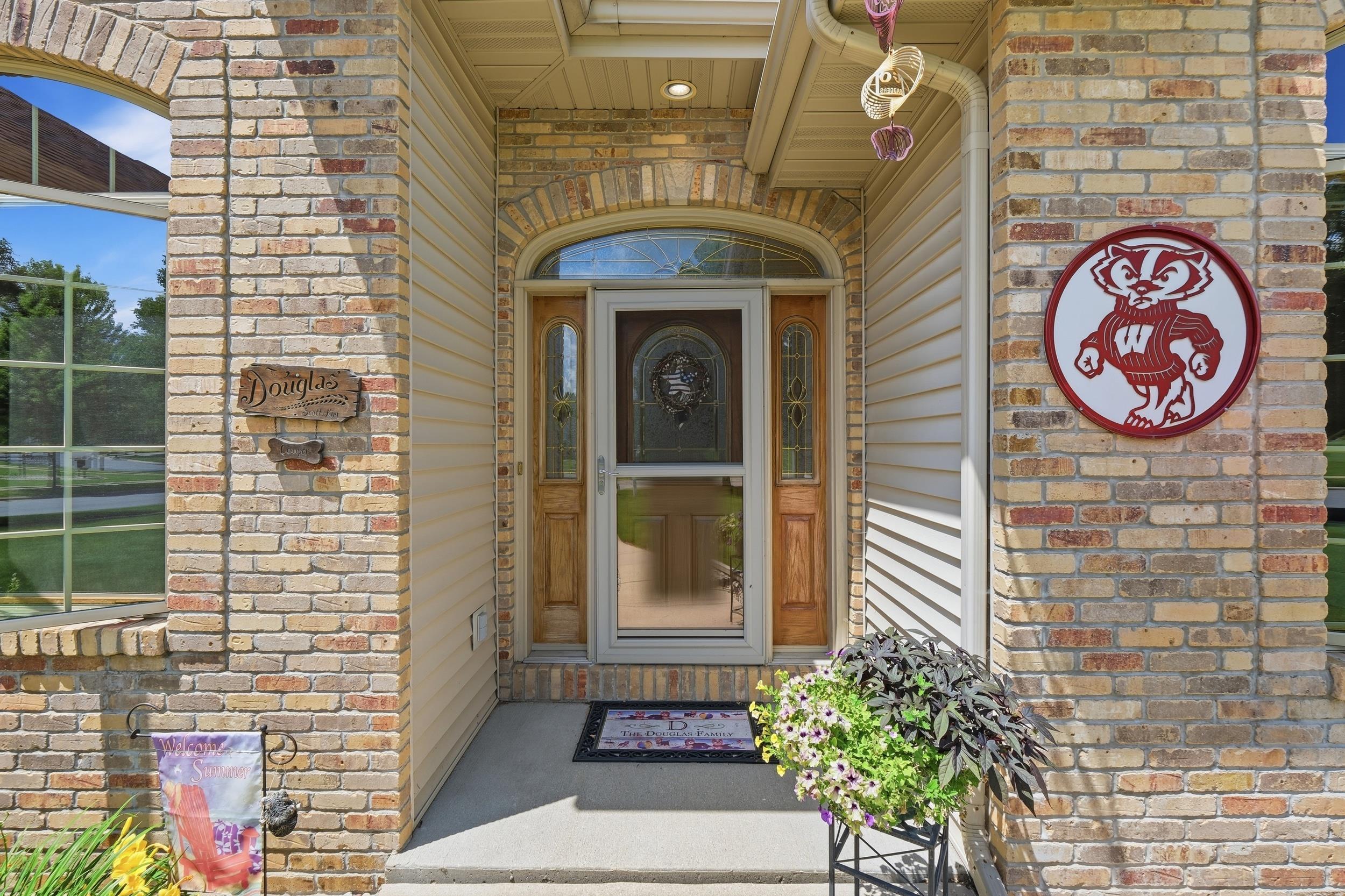 738 Weald Bridge Road Cottage Grove, WI 53527 - Photo 5 of 66