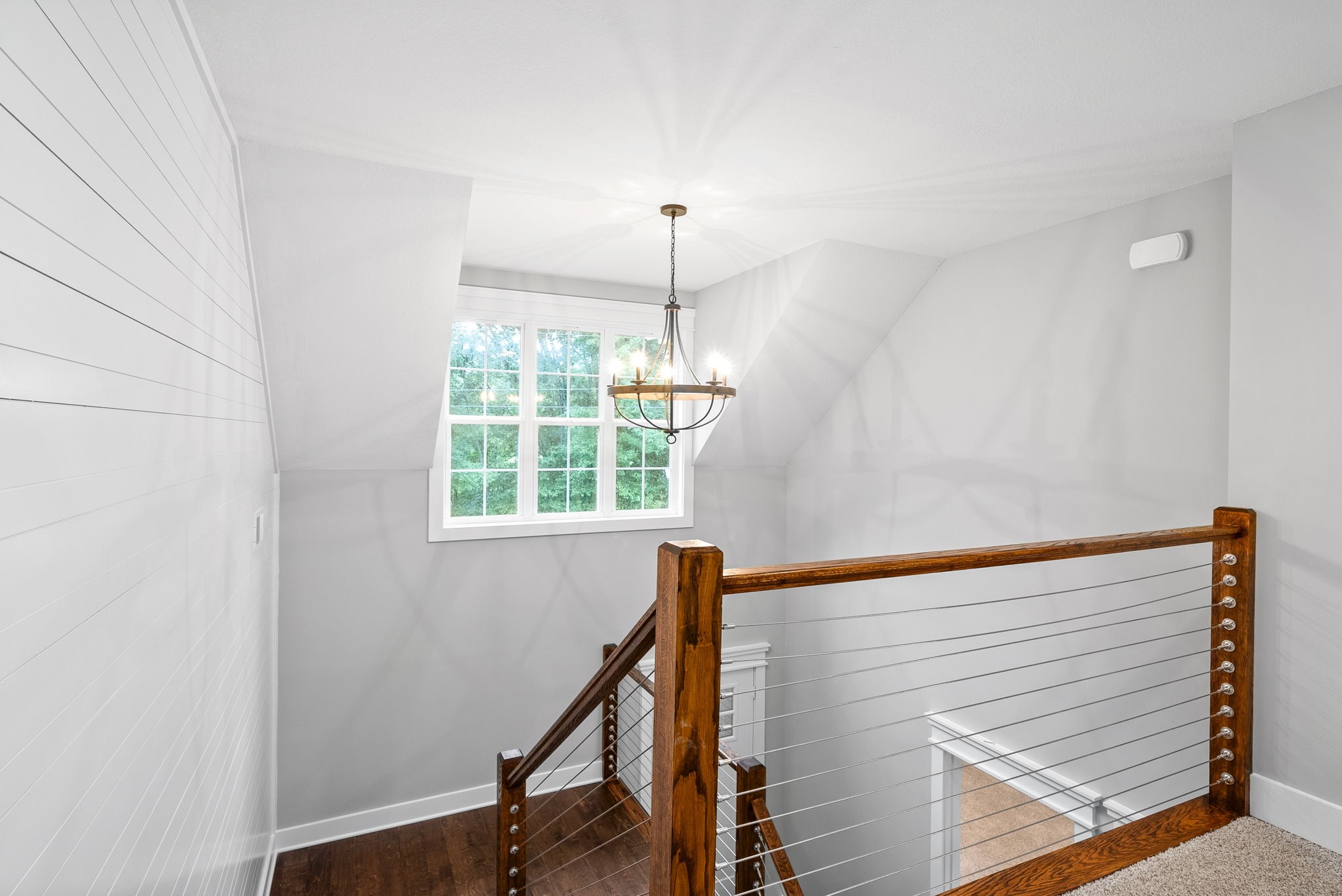 1385 L Bumpus Road Clarksville, TN 37040 - Photo 15 of 28 a view of a hallway with windows