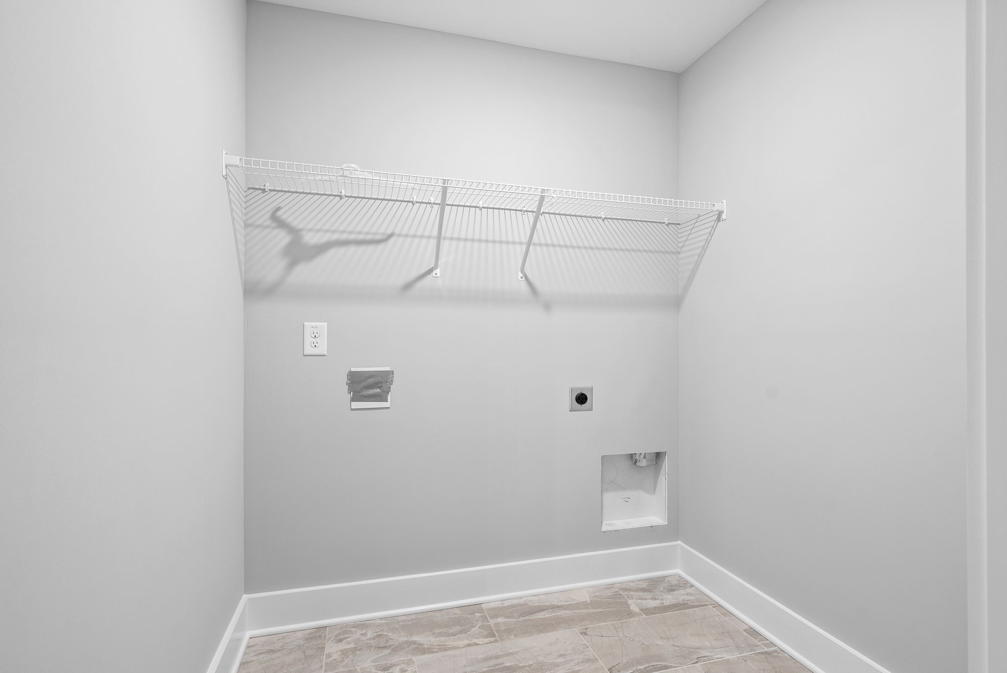 1385 L Bumpus Road Clarksville, TN 37040 - Photo 23 of 28 a view of small space