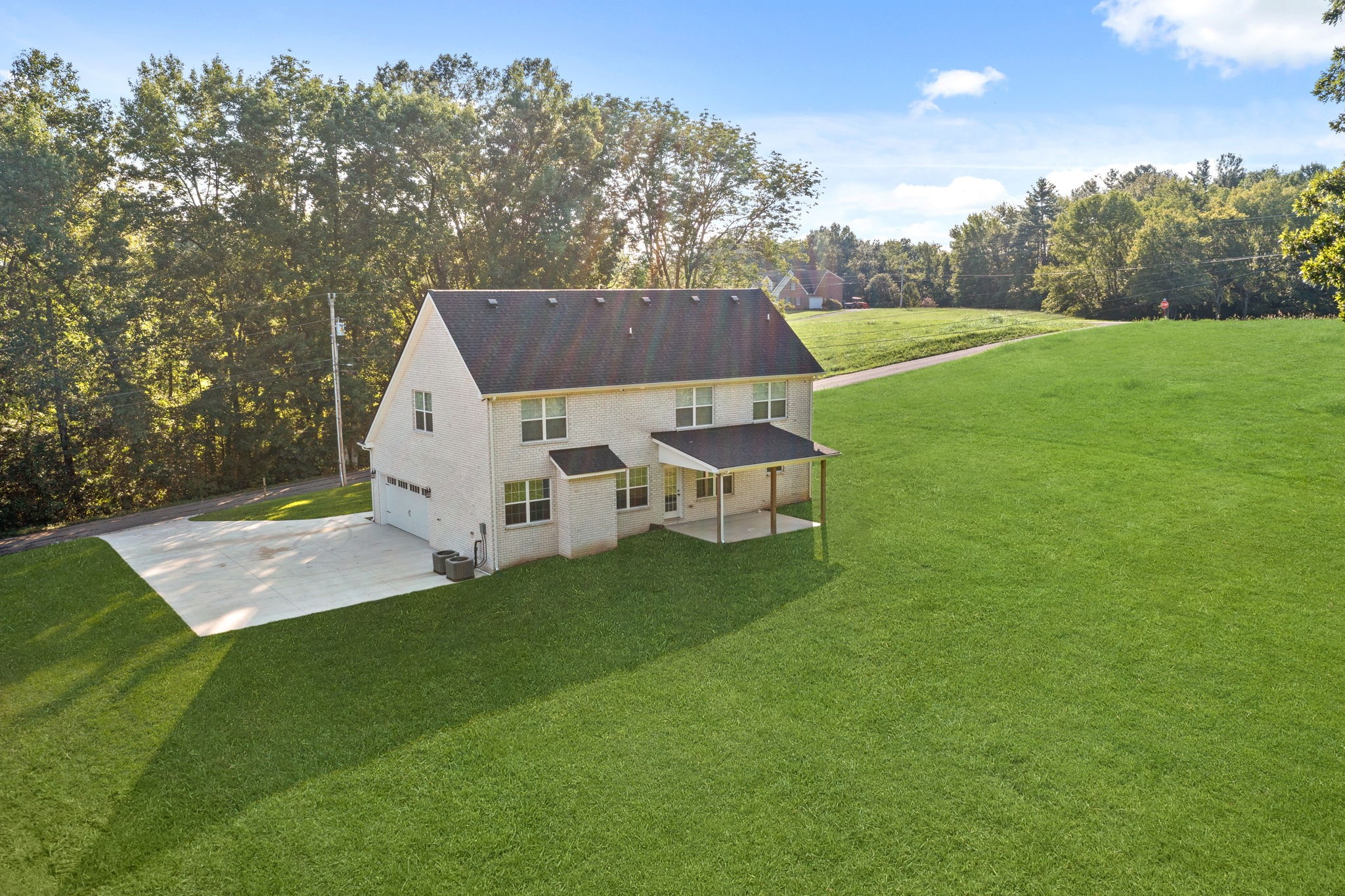 1385 L Bumpus Road Clarksville, TN 37040 - Photo 28 of 28 a aerial view of a house