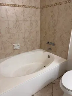 $300,000 | 208 Wimbledon Lakes Drive, Unit 208, Plantation, FL 33324