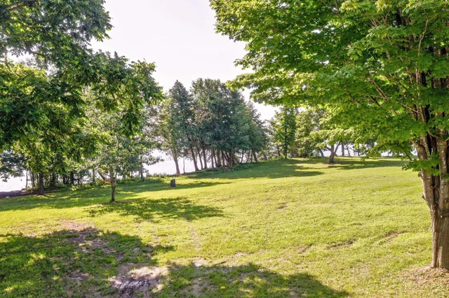 $430,000 | 980 Alburg Springs Road, Unit 1 AND 2, Alburgh, VT 05440