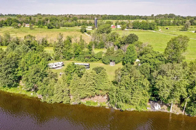 $430,000 | 980 Alburg Springs Road, Unit 1 AND 2, Alburgh, VT 05440